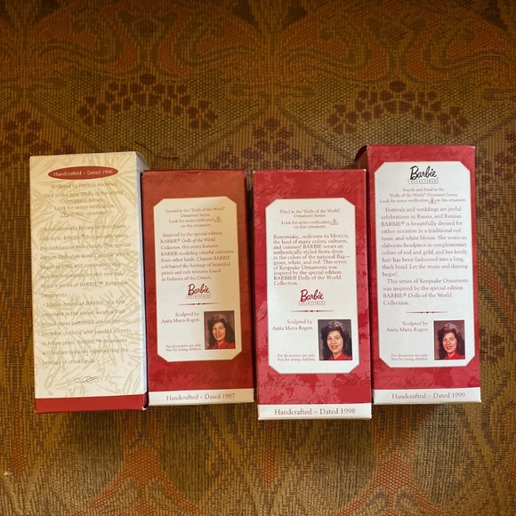 Hallmark Barbie Dolls of the World Series (Set of 4) - Picture 3 of 5